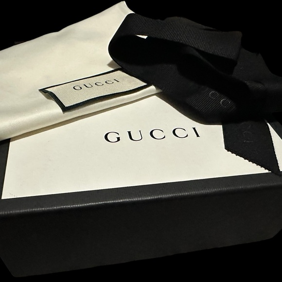 Gucci Velvet Super Mini Dionysus Shoulder Bag EUC! With Box, Dustbag, & Ribbon! - Picture 9 of 14